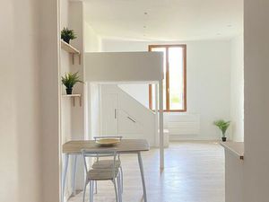 Studio rénové tout confort