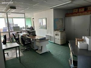 Bureaux 77 M2 centre ville de Béthune