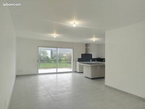 Maison individuelle 109 m2 + garage 43 m2