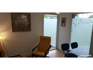 Cabinet thérapeutique