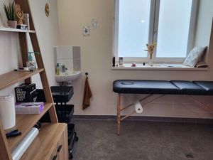 Cabinet à louer à mi-temps dans un centre collectif