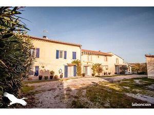 Longère 13 pièces 304 m²