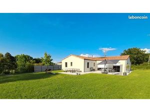 Maison plain pied 126 m2 - 8 pièces