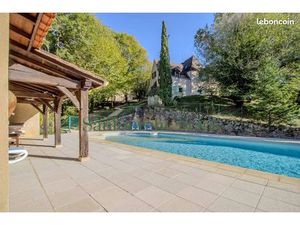 Chalet 9 pièces 213 m²