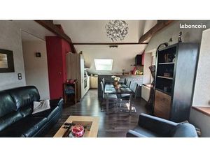 Appartement T3/T4 rénové 77 M2 au sol