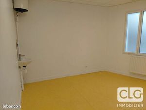 Local 15 m² ELLIANT