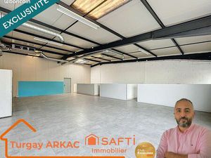 Local commercial 220 m² BOURGOIN-JALLIEU