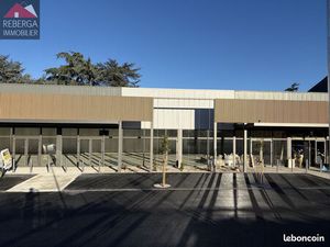 Local commercial 1074 m² Mazamet