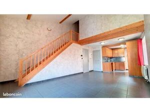 T3 duplex centre village