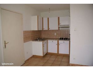 Logement T2 centre Trie sur Baïse