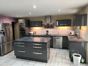 Longère 195m2 + 12000m2 terrain