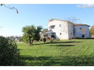 RARE MONTAUBAN SUD : Villa d'Architecte (2014) de 250m² sur Jardin de 3888m²  Piscine & Po