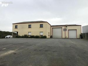 Local d'Activités CORPS NUDS