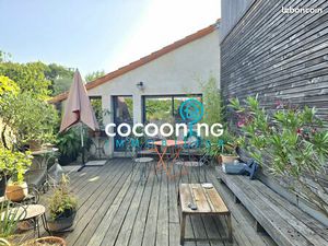 Maison 7 pièces 151 m²