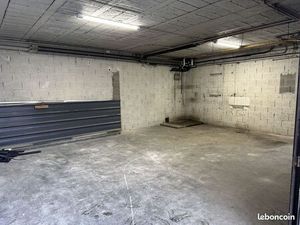 Entrepôt 44 m² VILLEPARISIS