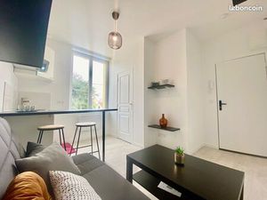 T1 refait à neuf + parking