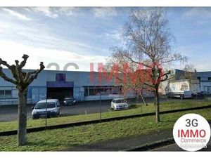 Local industriel 450 m²