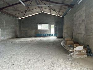 Local 105 m² Castelnau-d'Estrétefonds