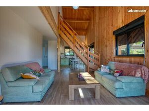 Confortable maison T4  récente  au calme  dans bel environnement verdoyant  à Belvès  Dord