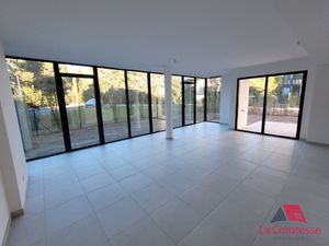 T3 en Rez de jardin Neuf Design Moderne Terrasse