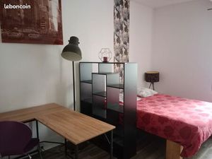 T2 meublé 50m2- eau et edf compris