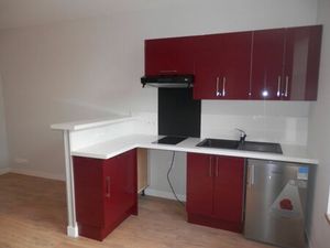 APPARTEMENT de type 1 bis - entre Centre-Ville et Facultés