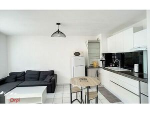 Location appartement  37.36 m² T-2 à Rezé  658 €