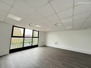 Local d'activité 432 m²