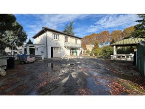 TERRAIN 2405M2 ET MAISON 100M2