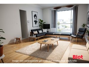 GRANDE MAISON FAMILIALE AVEC UN BEAU JARDIN