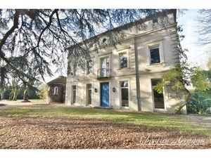 Maison de maître du XIXᵉ siècle à Villeneuve-sur-Lot – 460 m² – Parc de 8 300 m² – Piscine