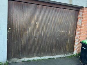 Box / garage 30 m² à louer – Toulouse