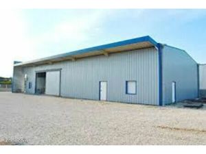 Local d'activité 200 m²