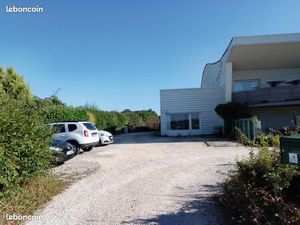 Local pro dans Zone Artisanale