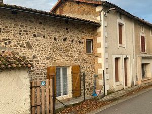 Maison ancienne de bourg  à rénover