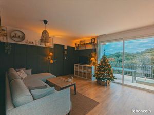 Villa 3 chambres à 5 min d’Uzès  vue imprenable  piscine chauffée