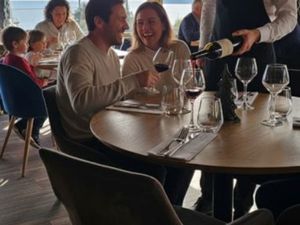 Fonds de Commerce Restaurant vue mer clé en mains et appartement de fonction