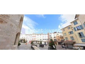 Local commercial 87 m²