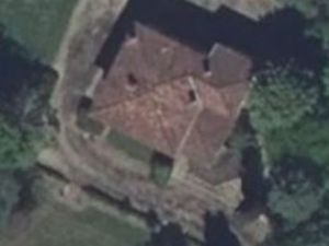 Maison aux trois cyprès