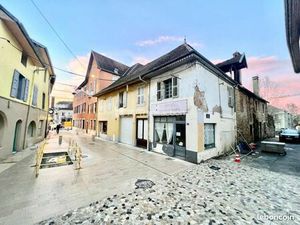 Immeuble 135 m² Bourget Du Lac