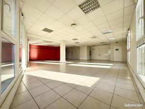 Bureaux 161 m² Nîmes
