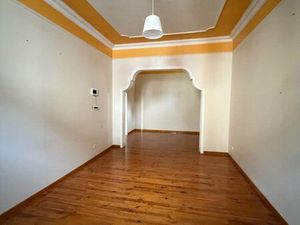 Maison avec atelier / entrepôt