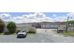 Local d'activité 6 498 m²