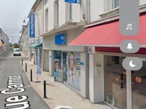 Local commercial centre de saujon