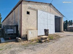 A louer hangar avec bureau cavaillon (84300)