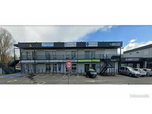 Local commercial 52 m² Montaren-et-Saint-Médiers