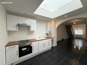 Maison 2 pièces 64 m²