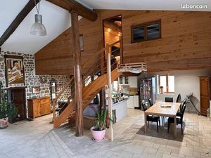 Maison en pierre 231 m2