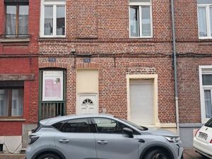 Immeuble locatif 165000e