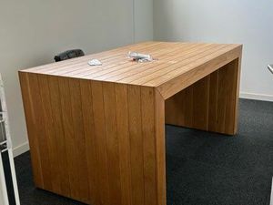 Bureau fermé dans coworking